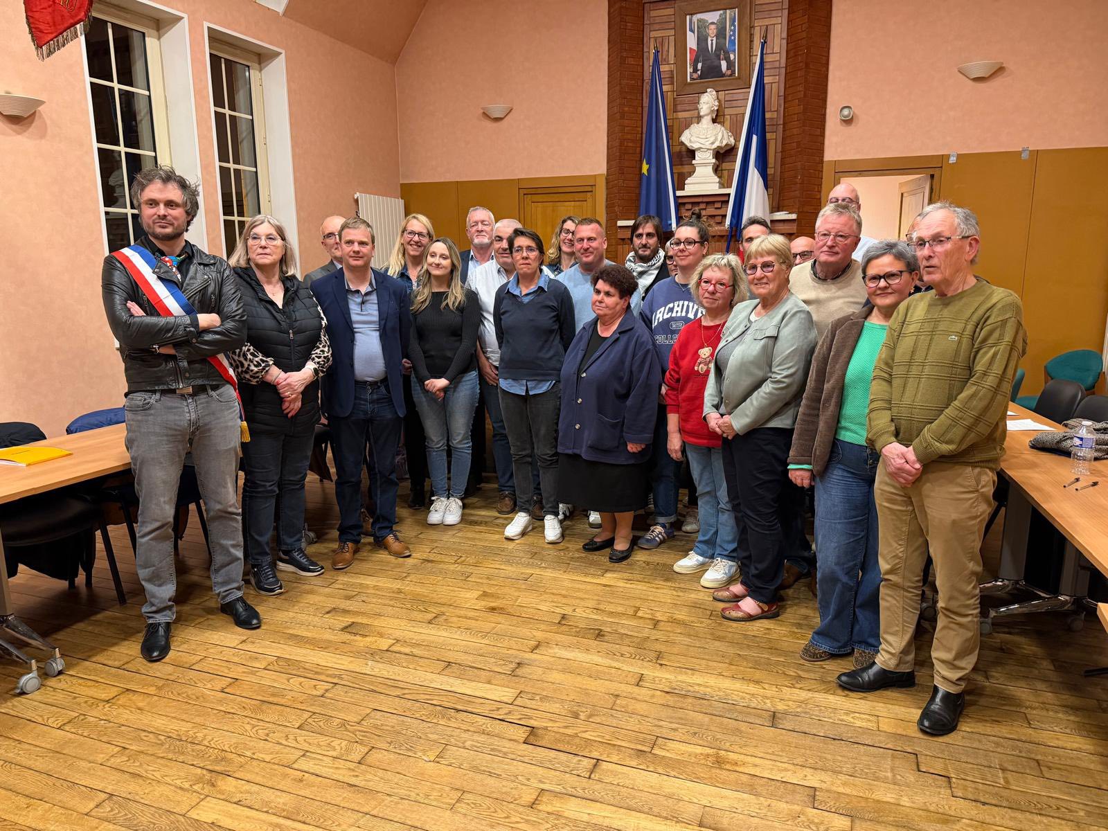 Le Conseil Municipal d'Anizy-le-Grand au complet